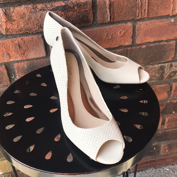 Snakeskin Calvin Klein Peeptoes - Picture 4 of 5